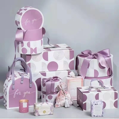 جعبه هدیه پولکادوت کارتونی بسته بندی هدیه برای عطر